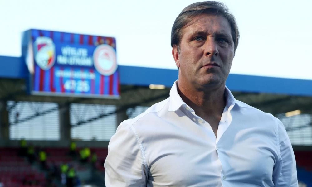 Κορωνοϊός: Ο προπονητής του Ολυμπιακού στέλνει μήνυμα στους Έλληνες (βίντεο)